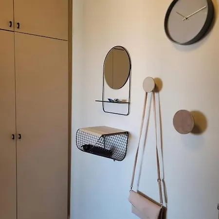 Renovated In The Centre Apartment